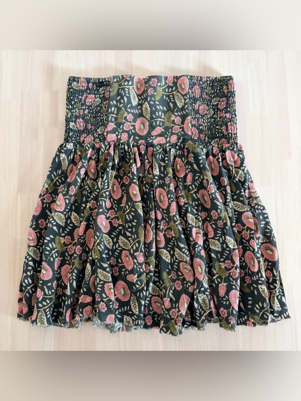 NATURAL LIFE 🌸 Smocked Waist Floral Mini Skirt Sz Small